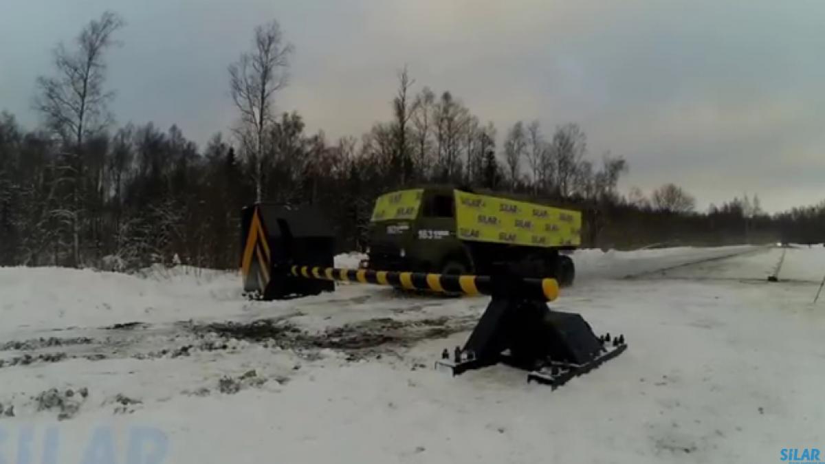 bariera versus camion cine castiga video