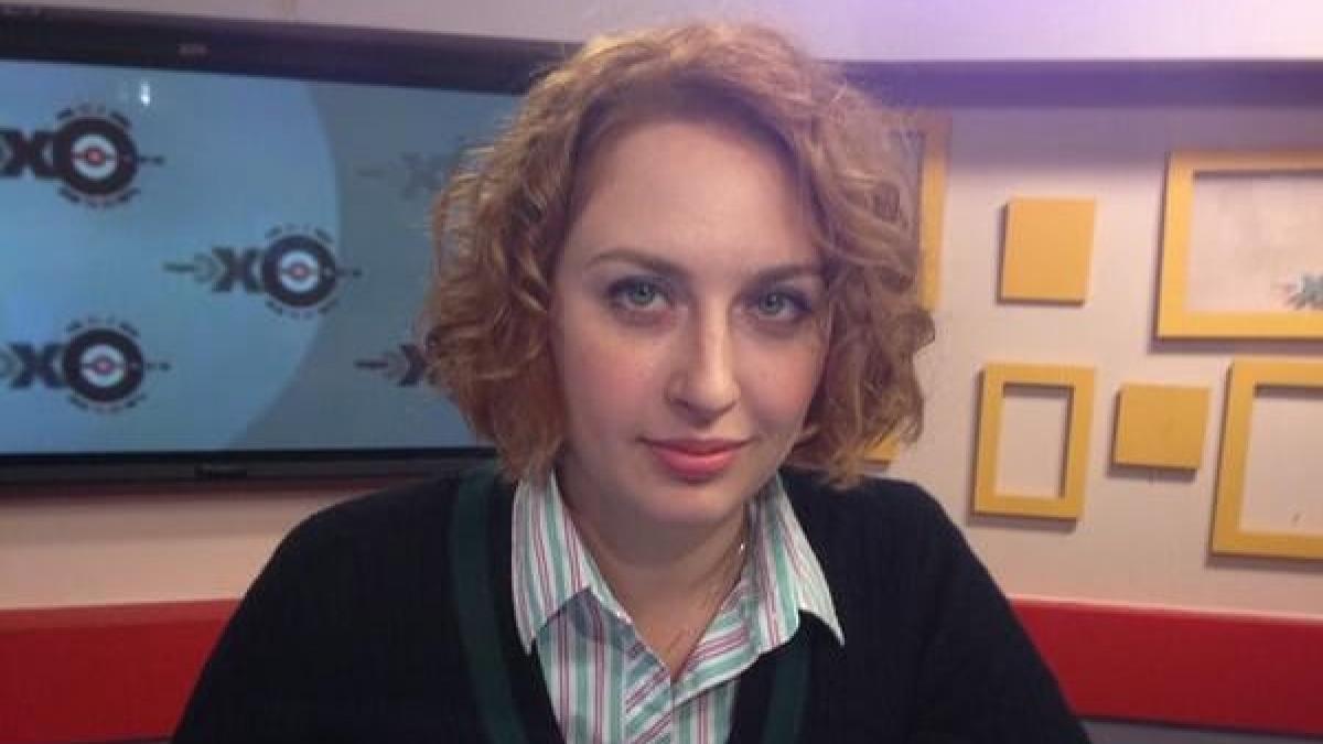 o jurnalista din rusia a fost injunghiata in studioul de radio unde lucra