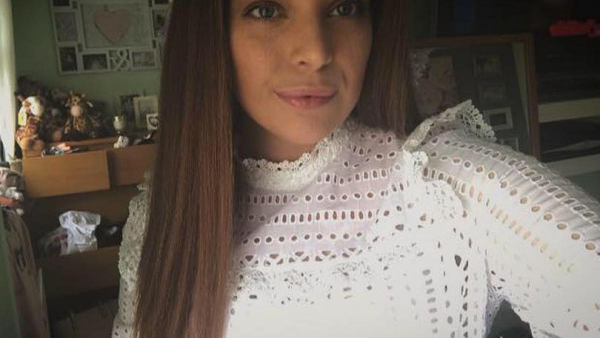 o tanara de 19 ani a murit de cancer dupa ce a ignorat aceste simptome cand a mers la medic era