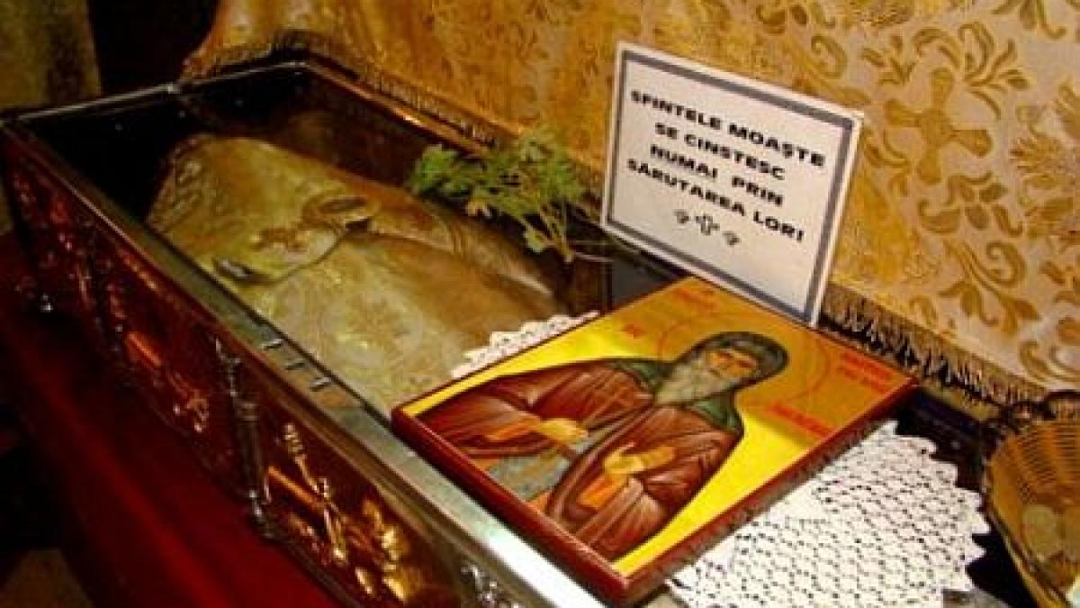 ce minuni se intampla la moastele sfantului dimitrie