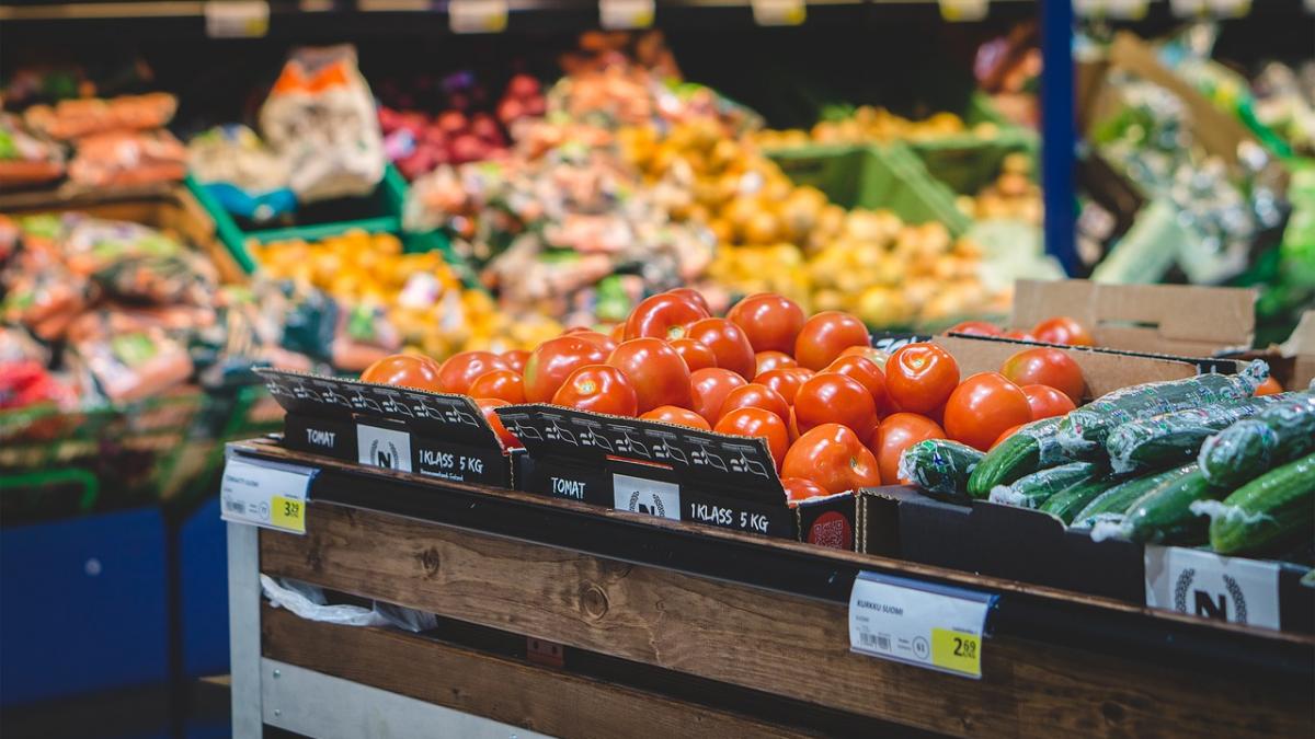 eveniment puterea si provocarile strategice ale distributiei traditionale de bunuri in economia