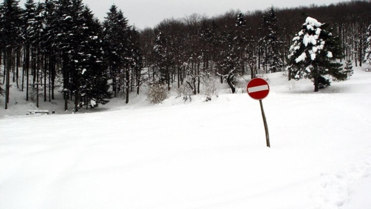furtuna de zapada in romania circulatia se desfasoara in conditii de iarna