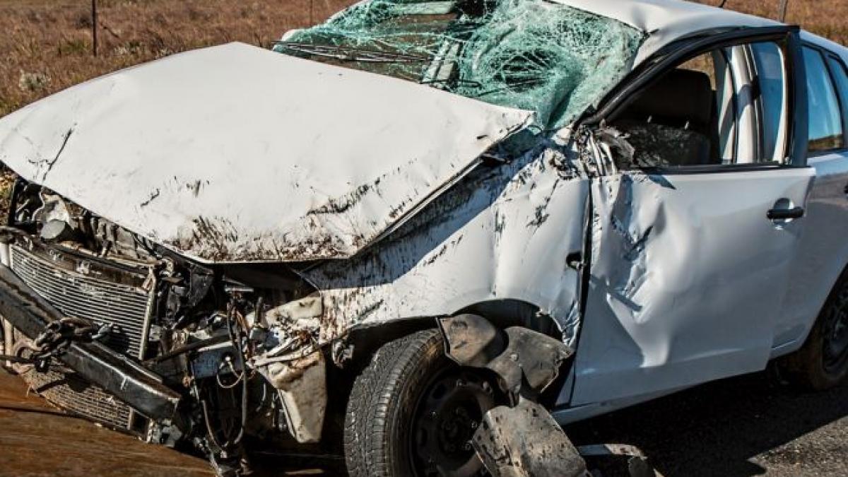 grav accident de circulatie un tanar de 16 ani a murit iar altul a fost ranit