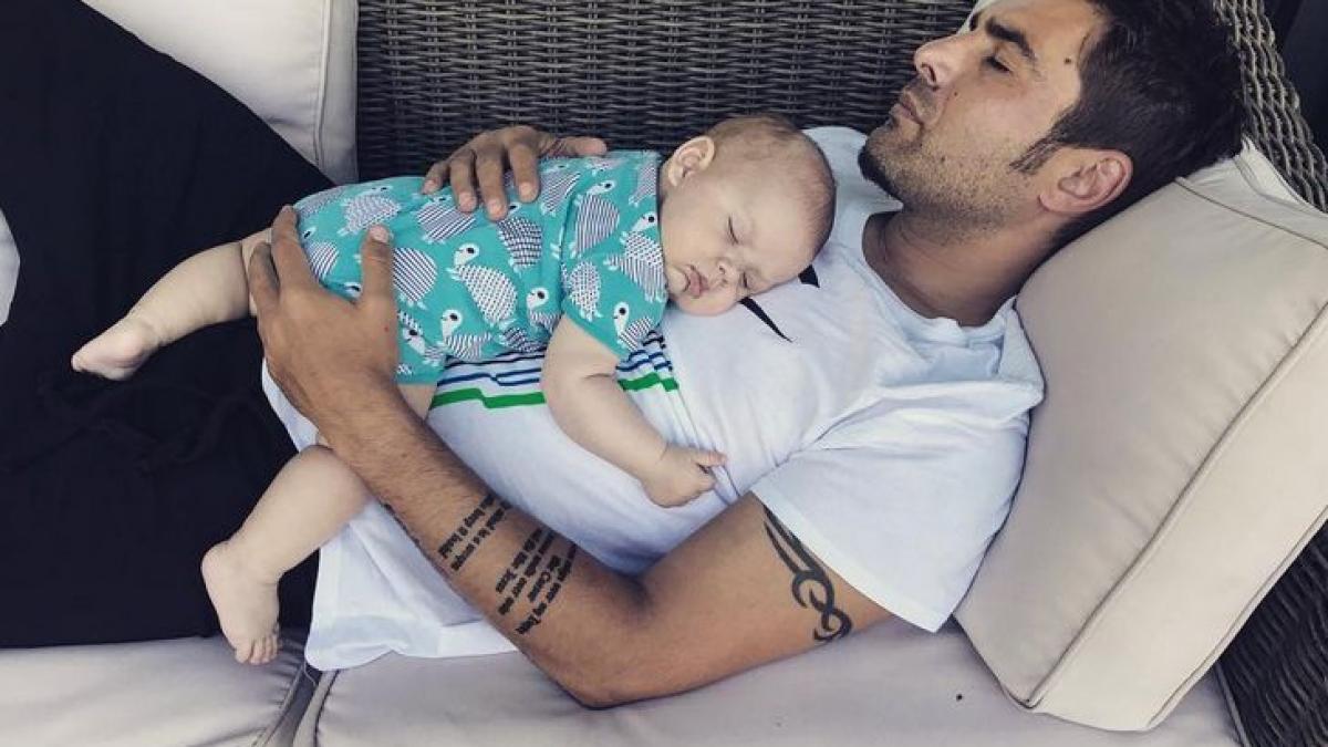 gestul inedit pe care l a facut adi mutu pentru fiul lui imaginea care spune tot foto