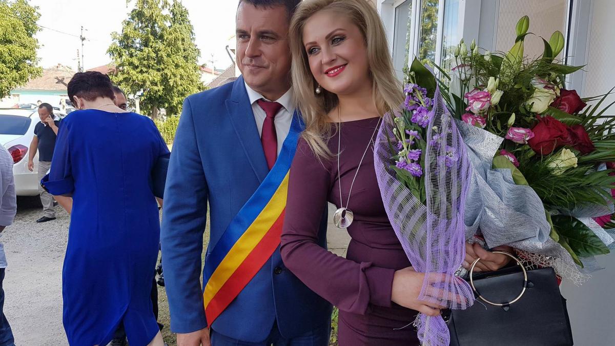 nunta anului in romania a costat o avere cu ce vor plati mirii cele sapte petreceri