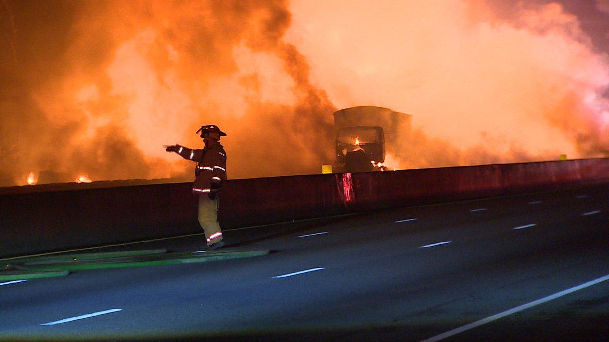 tragedie pe o autostrada din canada mai multi oameni au murit carbonizati in urma unui carambol in