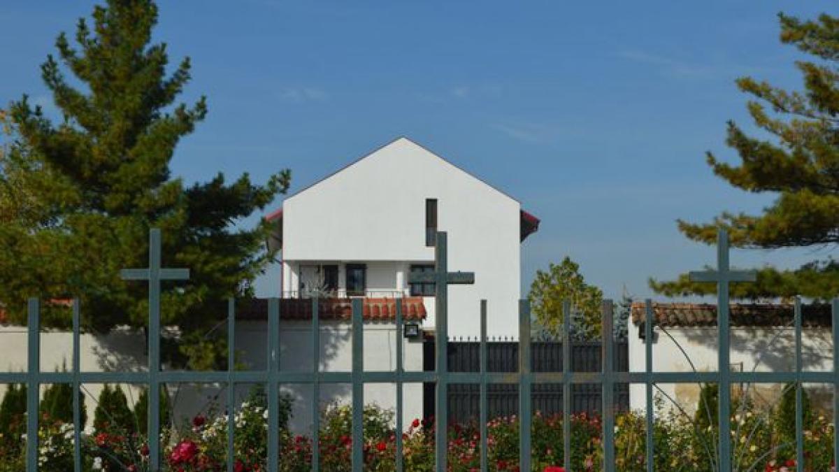 ce se intampla cu palatul fostului episcop de husi