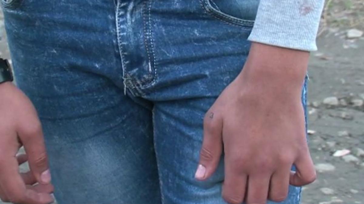 scene socante intr o comuna din judetul iasi un baiat de 14 ani acuza ca a fost lovit cu lanturi