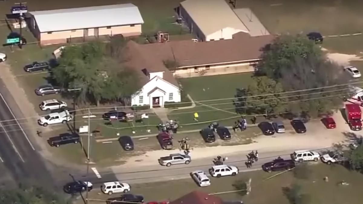 cum a motivat atacatorul din texas uciderea celor 26 de oameni video