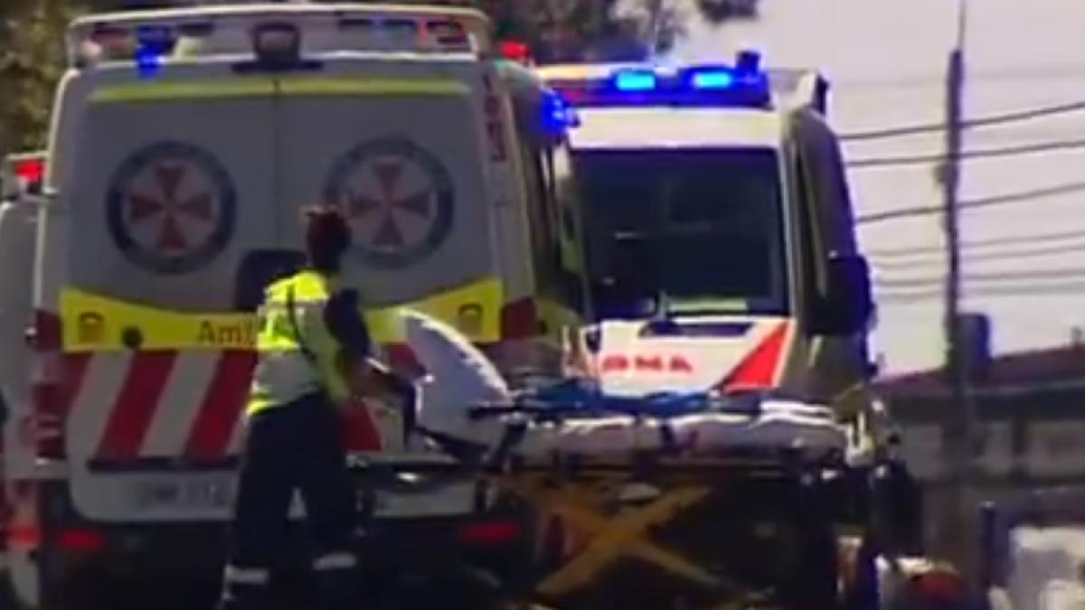 scene de cosmar intr o parcare din sydney o soferita a intrat intr un grup de elevi mai multi morti