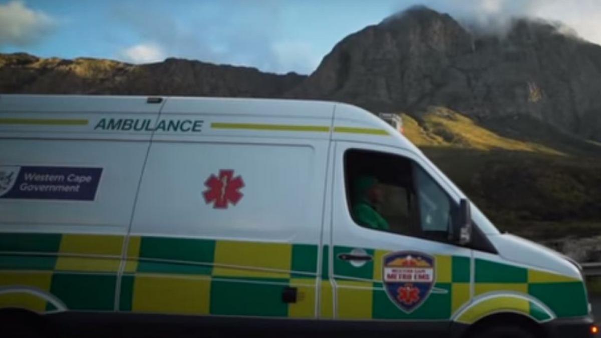 caz socant intr un mare oras un copil a murit dupa ce ambulanta care il transporta a fost oprita si