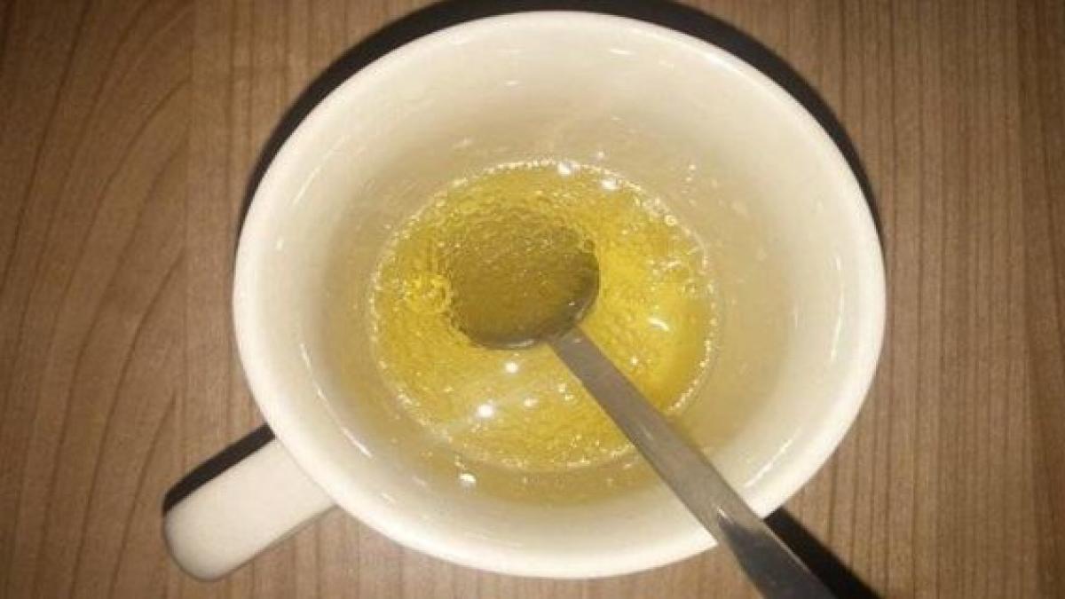 a amestecat ulei de masline si suc de lamaie si a baut pe stomacul gol motivul te va surprinde