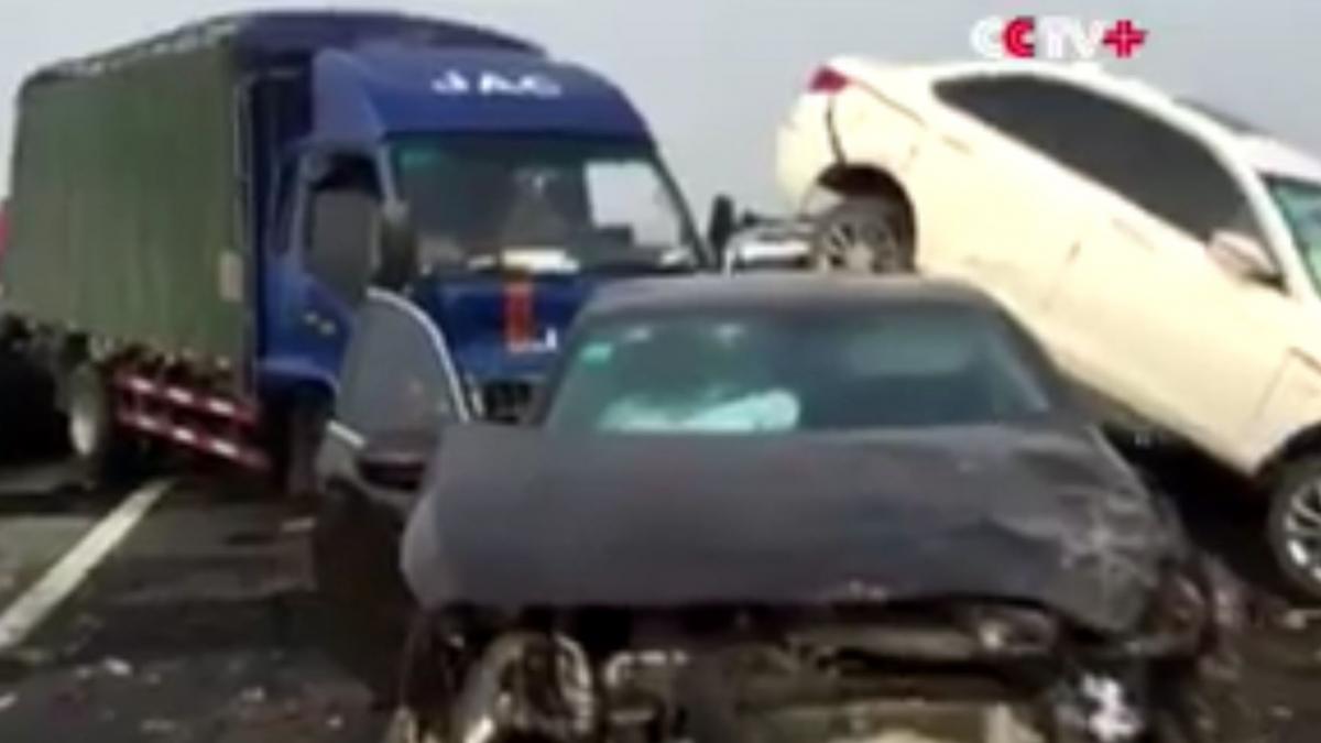 accident cumplit pe o autostrada din china 18 morti si 21 de raniti