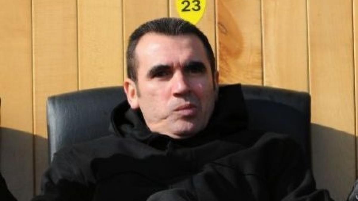 fost finantator de club de fotbal a iesit din inchisoare dar risca sa se intoarca dupa gratii