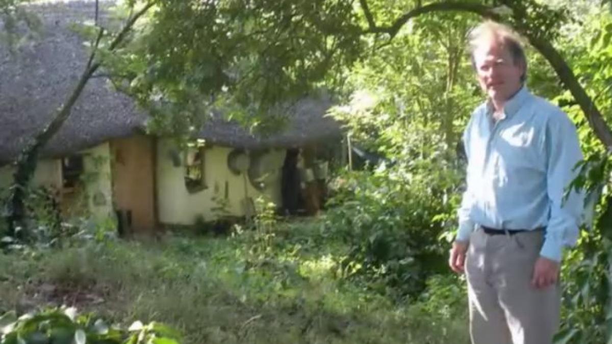 acest pensionar si a construit casa cu doar 1000 de lei cum a reusit