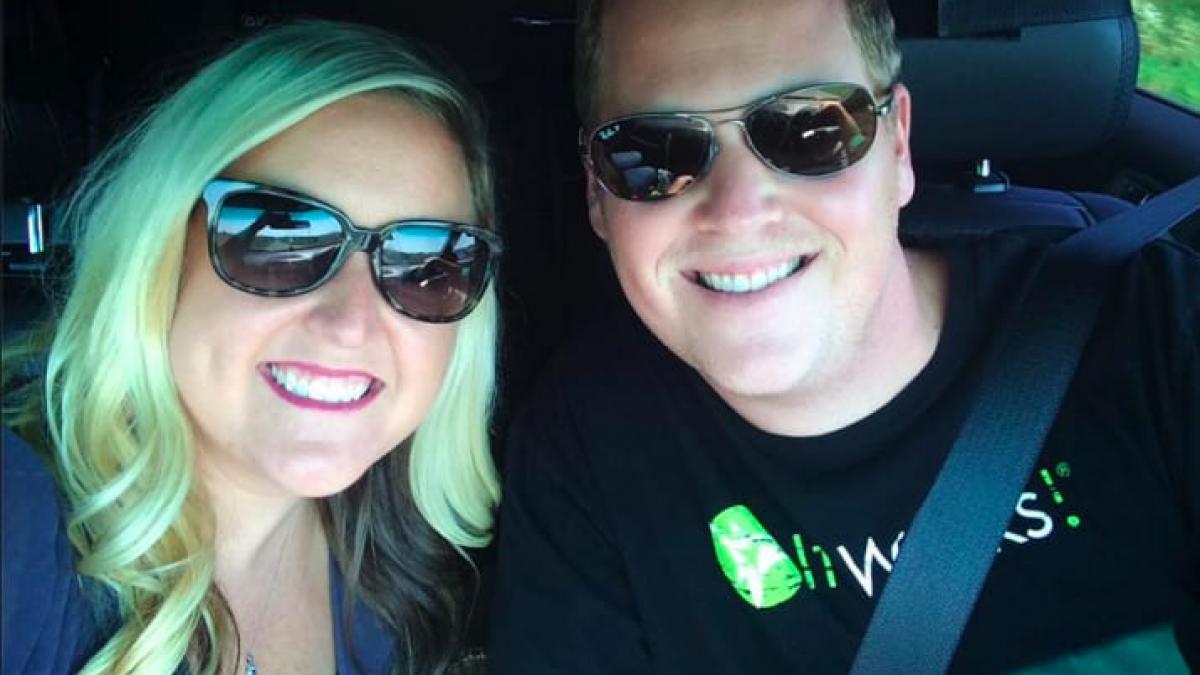 au asteptat sa fie serviti timp de o ora dar la final au lasat un bacsis generos si un mesaj cand