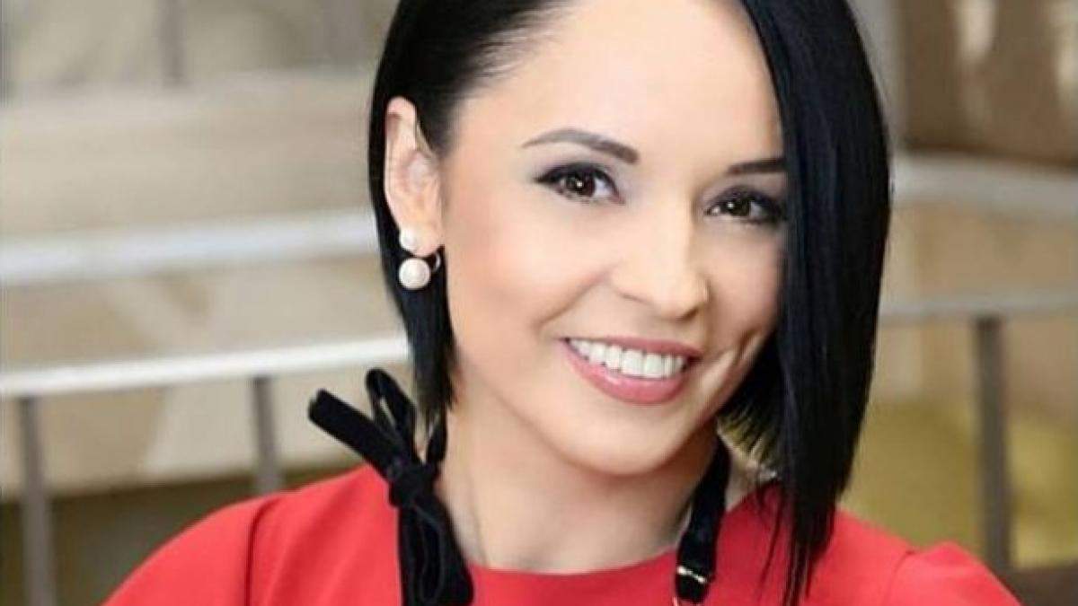 imagini rare cu andreea marin si violeta cum isi rasfata vedeta tv fiica video