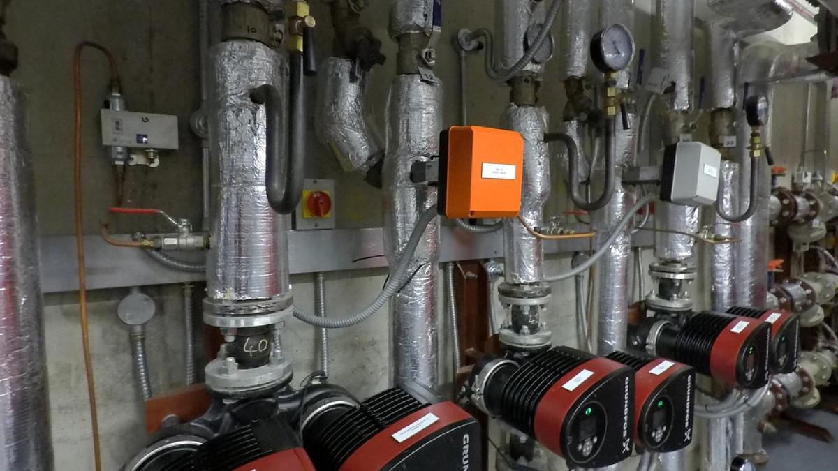 ger in buzunarele romanilor facturile la energie electrica si caldura ar putea creste cu pana la 20