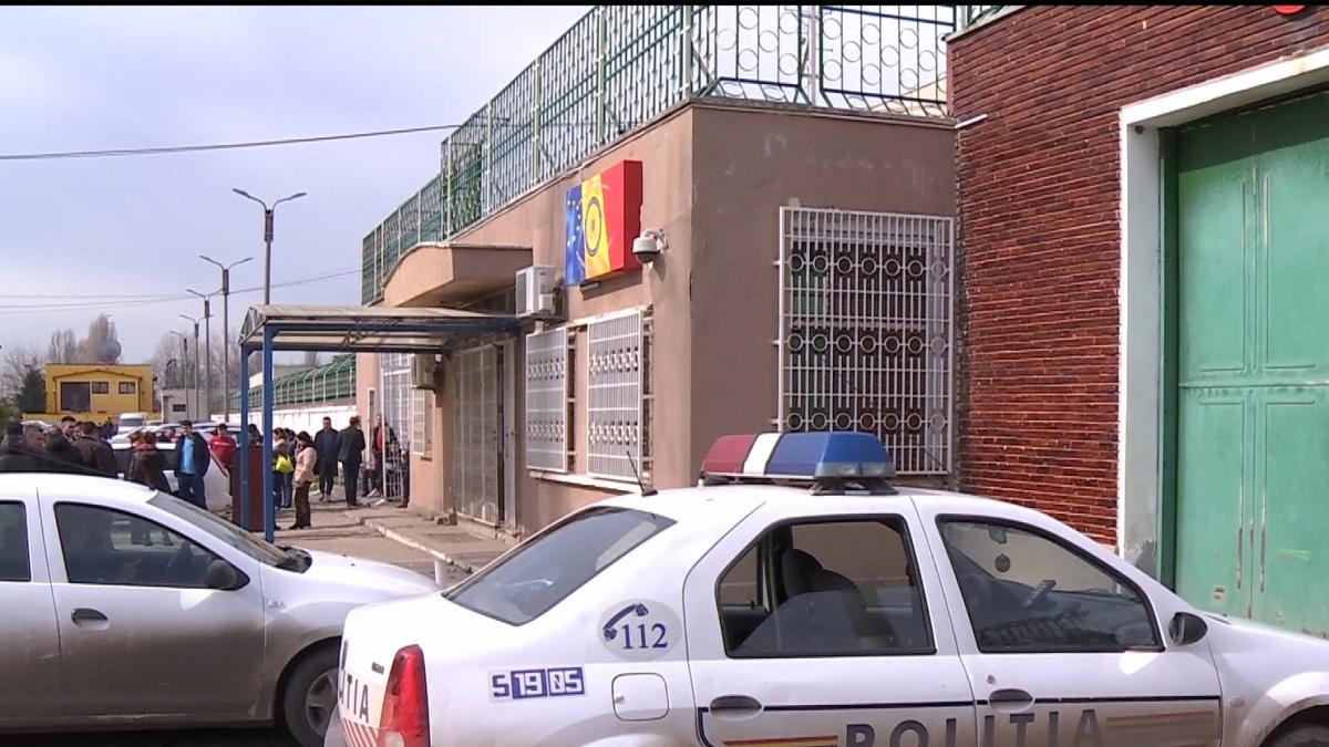 perchezitii de amploare in penitenciar detinuti suspectati de trafic de droguri