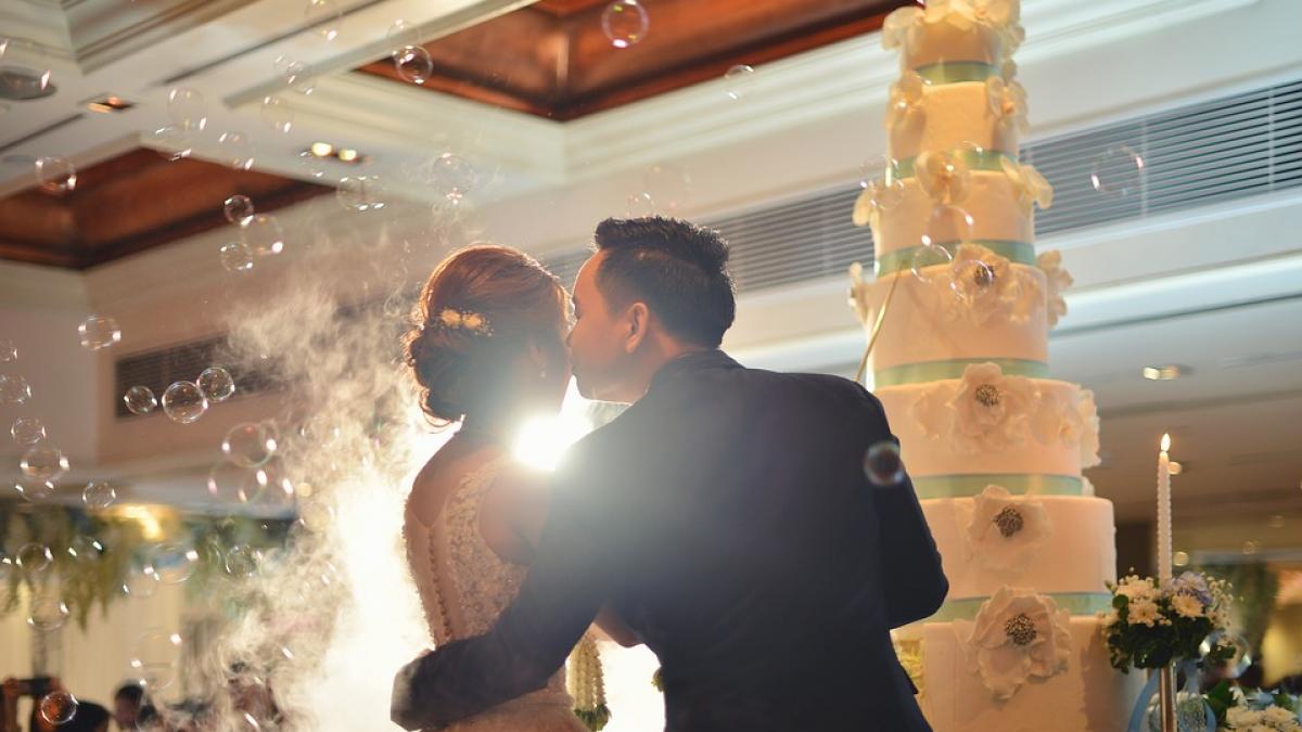 te casatoresti ca sa devii fericit nu ca sa fii nefericit totul consta nu in a te casatori ci in