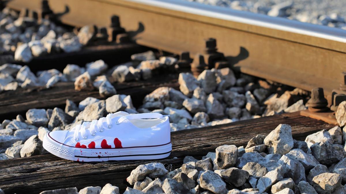 tragedie pe calea ferata intre neptun si eforie doi oameni au murit