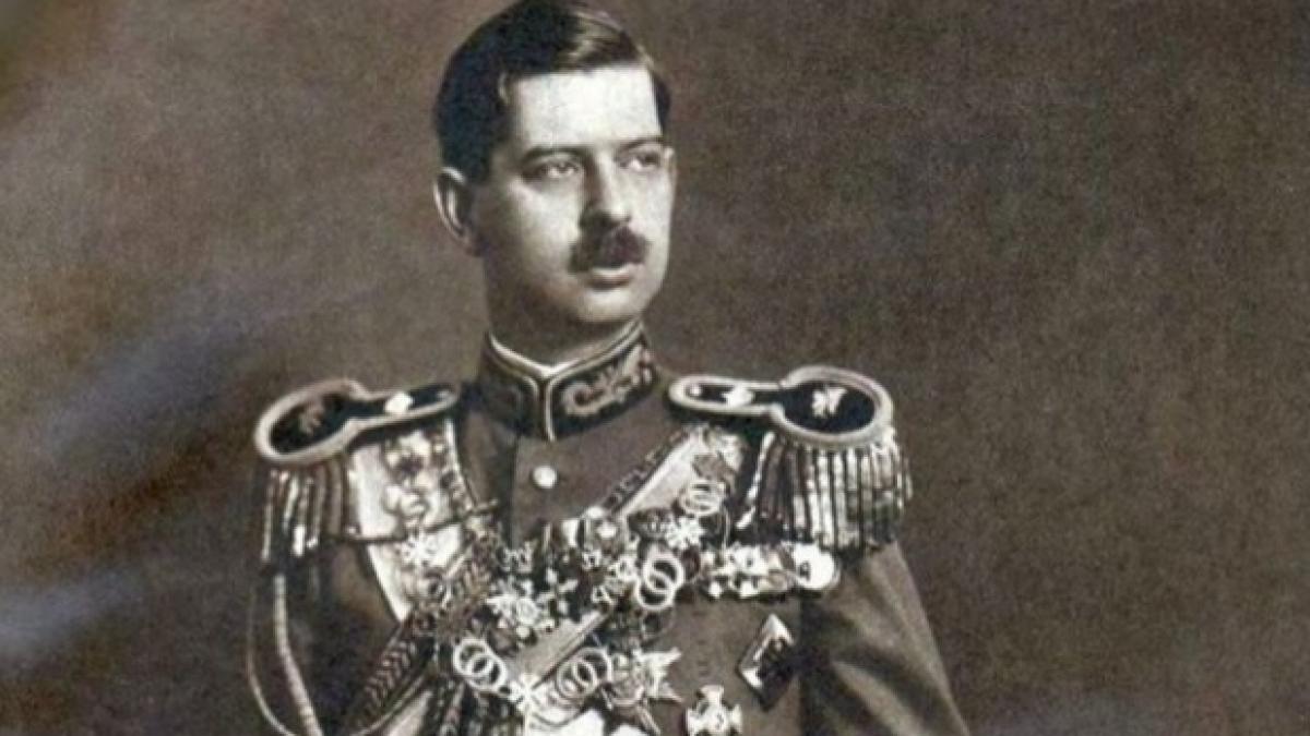 aventura lui carol al ii lea cu o domnisoara de la posta cu un asa print de coroana romania va