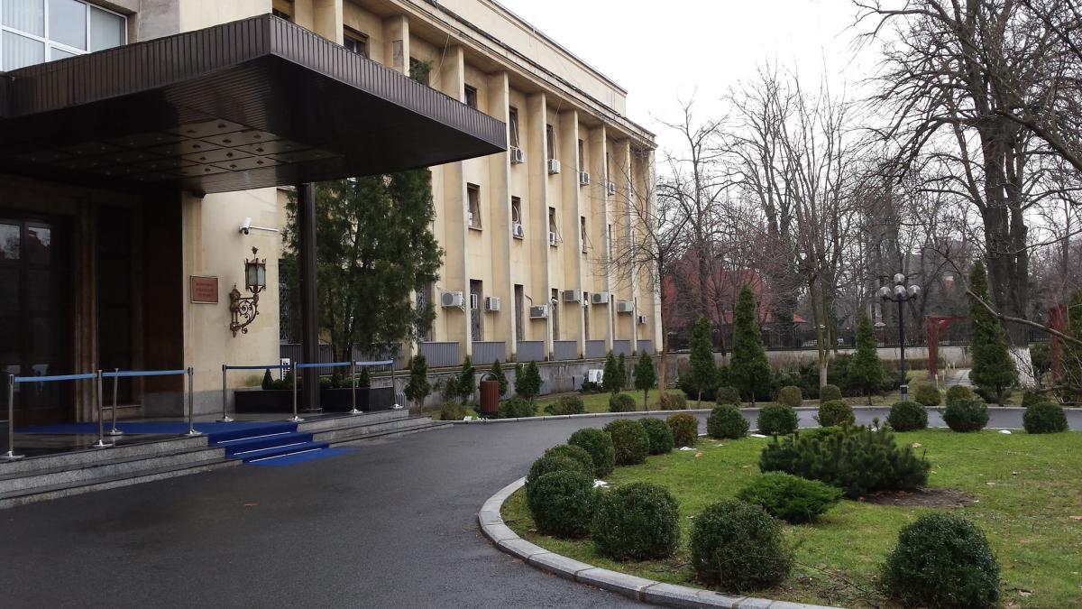 reactia mae referitoare la cazul romancei violate si sechestrate timp de zece ani in italia