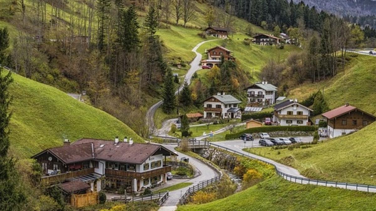 in cea mai mare comuna din romania locuitorii decid pe ce se cheltuie banii din buget