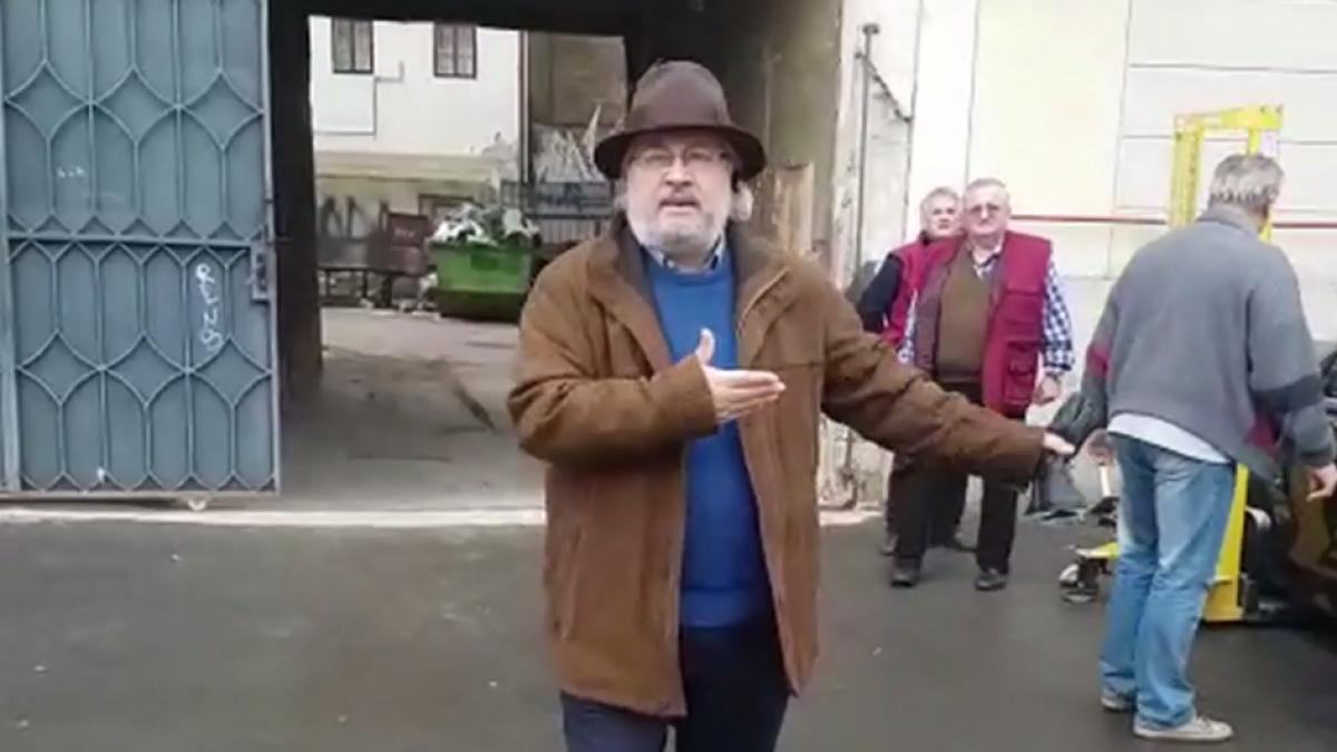 directorul operei romane din timisoara a intrat cu masina in cladirea institutiei