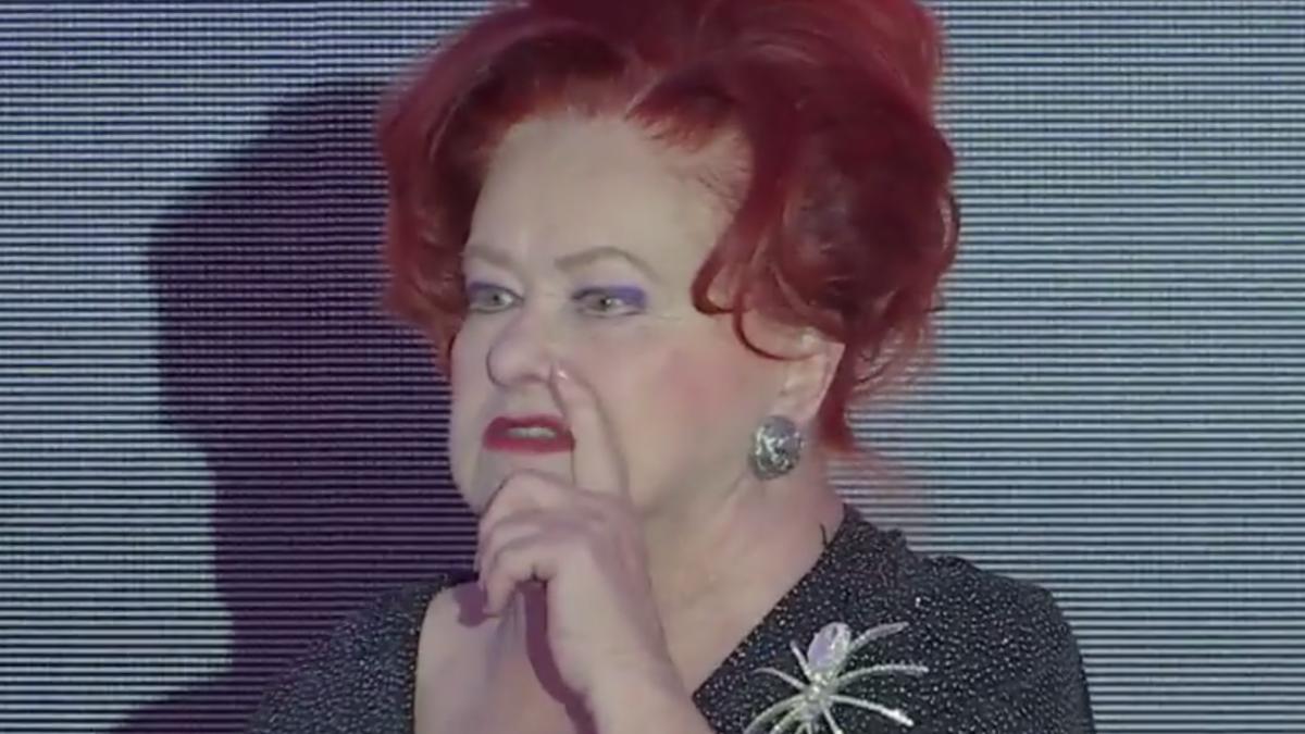 stela popescu inmormantata cu onoruri militare