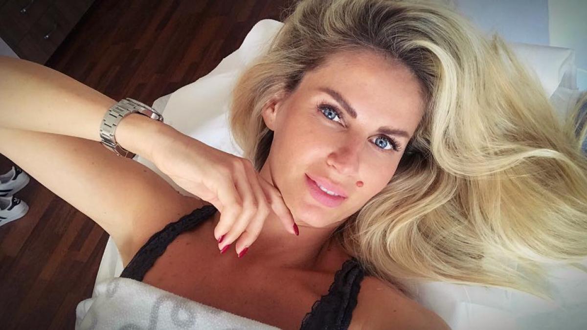 andreea banica a ajuns de urgenta la spital vedeta a fost victima unui accident