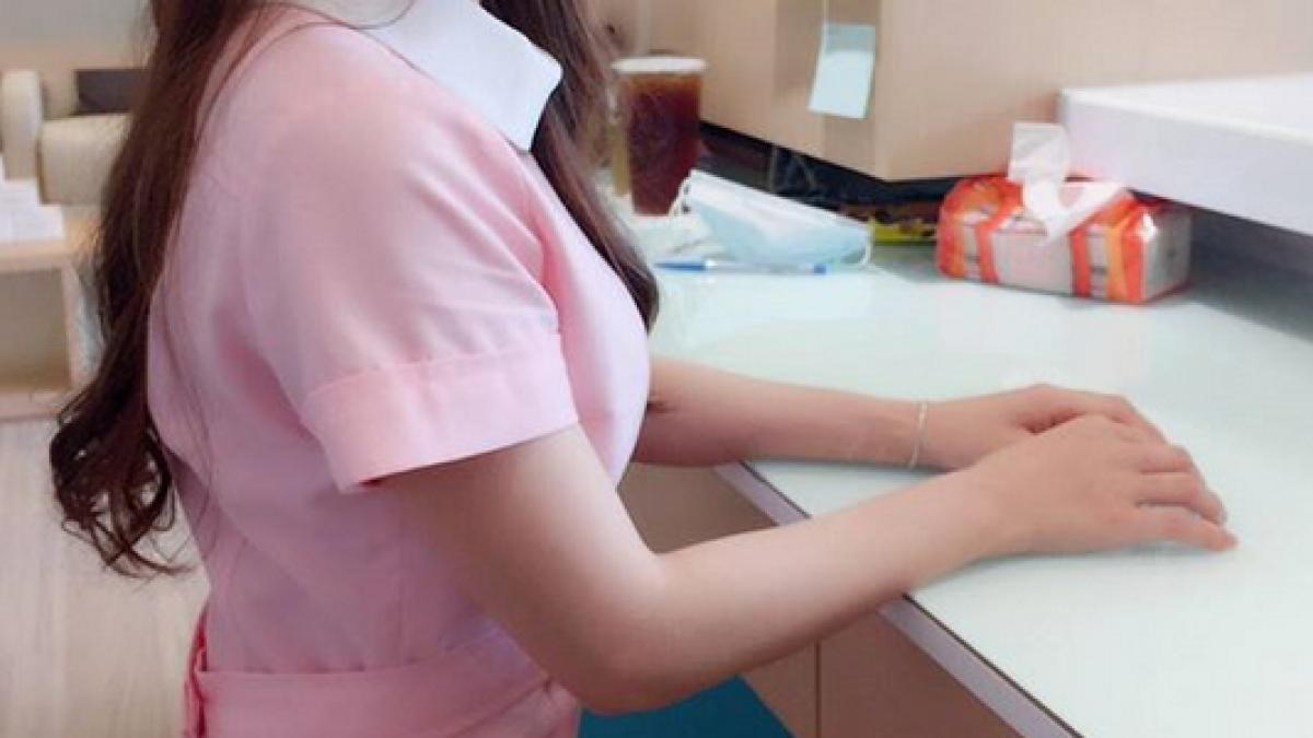 cum arata cea mai frumoasa asistenta din lume barbatii se inghesuie sa isi faca programari la