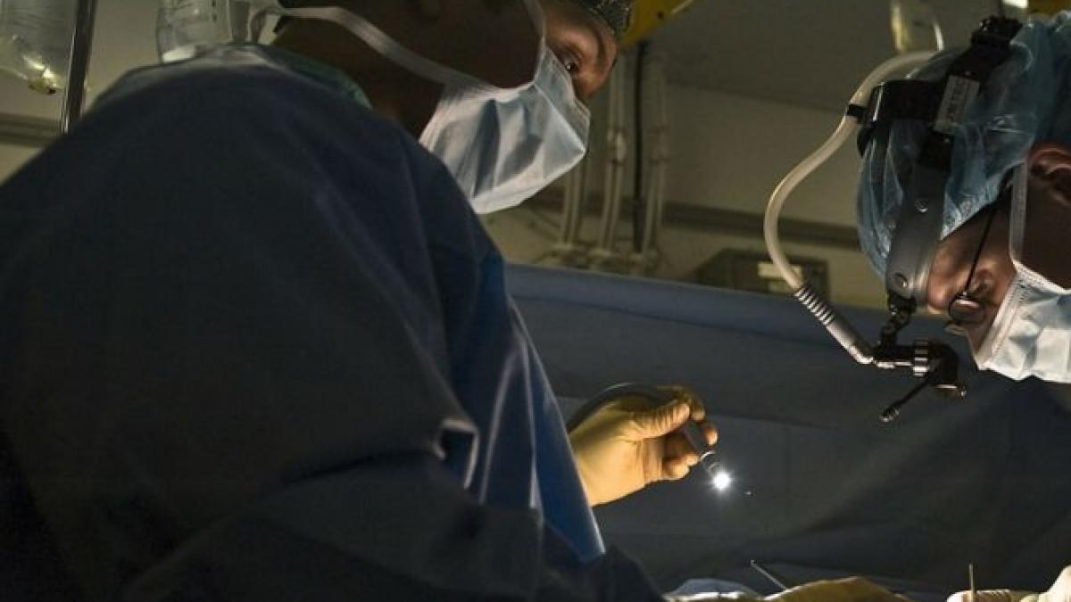 ministrul muncii medicii vor avea salarii de 3 000 de euro din martie 2018