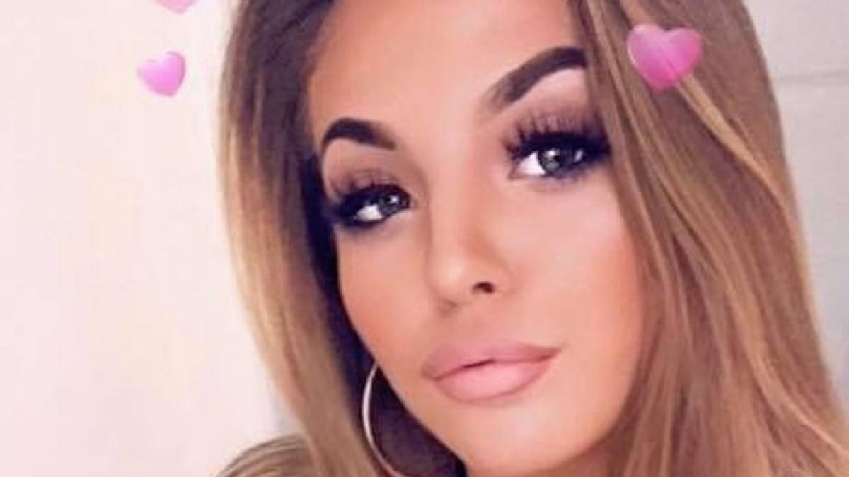 si a dat cu crema autobronzanta si apoi si a sunat prietenul cand au vazut rezultatul amandoi au