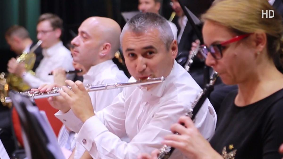 in premiera romanii care au cucerit america latina cu muzica lor