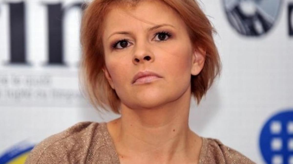 sanda ladosi si sotul ei au fost ridicati de diicot