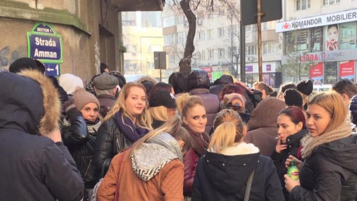 oana zavoranu isi da azi hainele de pomana