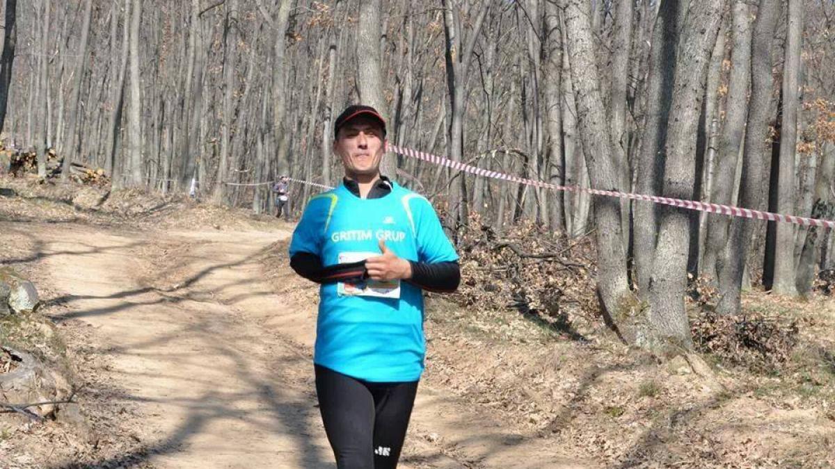 etnicul maghiar care alearga de la aiud la alba iulia in cinstea zilei nationale