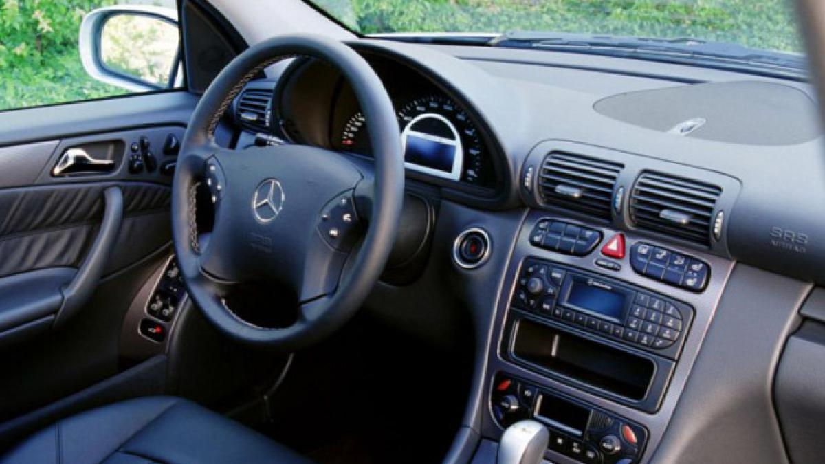 anaf super oferta la masini confiscate in decembrie cel mai mic pret 1375 de lei