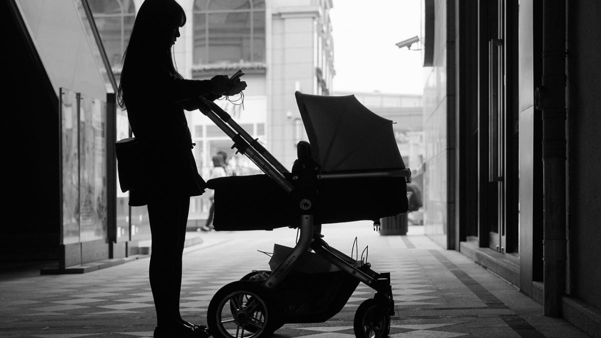 caz socant in italia doua fetite romance au fost drogate cu cocaina si apoi abandonate intr o masina