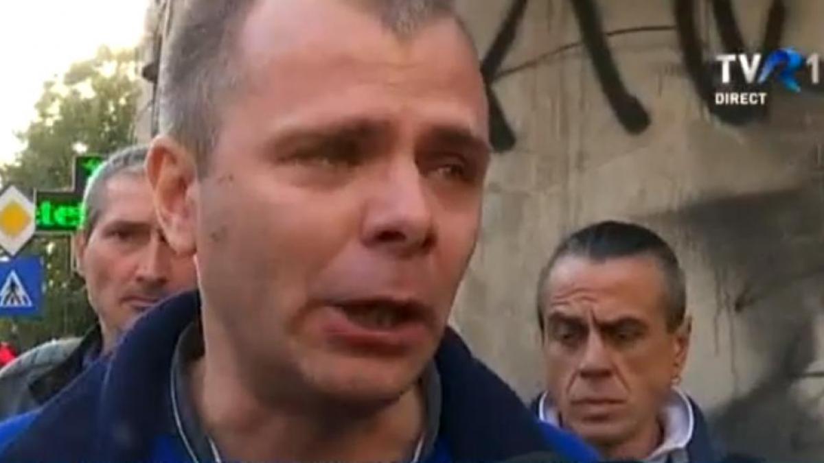 malin bot tinta protestatarilor din piata victoriei ce s a intamplat cand jurnalistul a luat