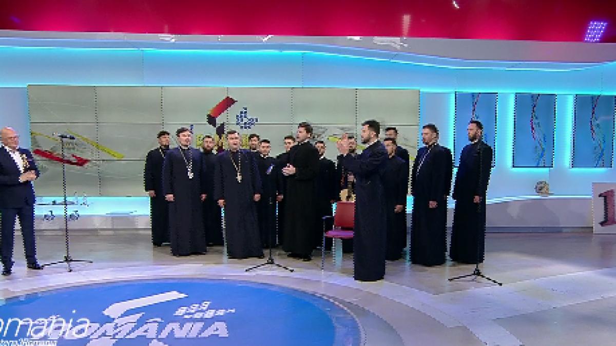 membrii grupului coral armonia protagonistii unui moment impresionant in platoul antena 3 video