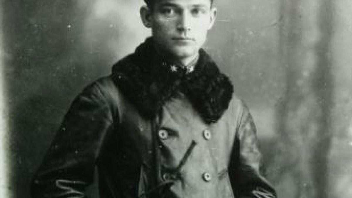 povestea singurului fotograf de la marea unire cine a fost soldatul care a imortalizat momentele de