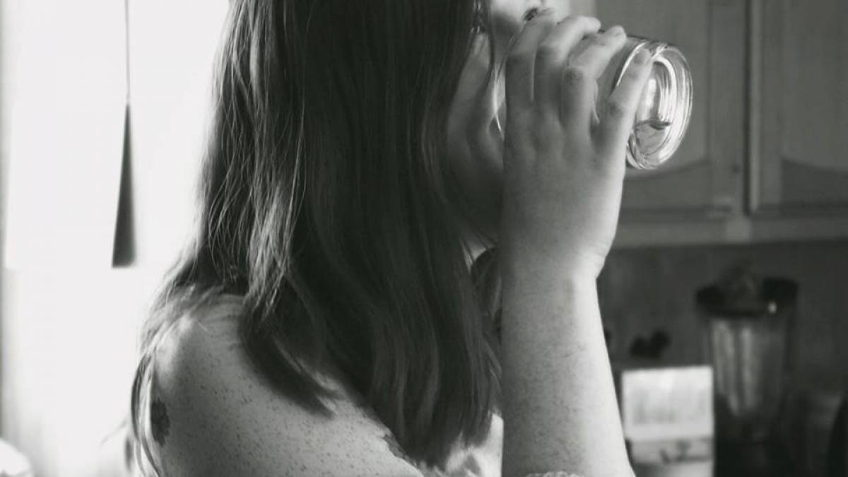 cristina din falticeni era acasa cand i a batut la usa politia in cinci minute era la sectie dupa