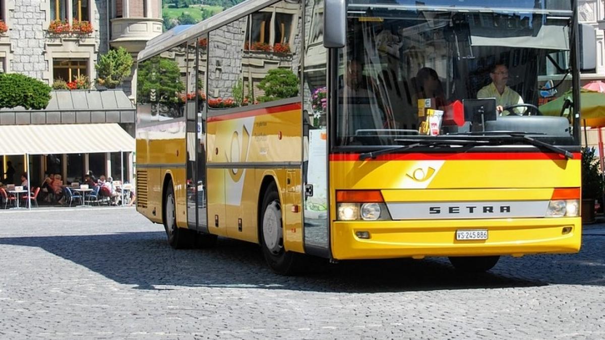 doi copii au mers 80 de kilometri in sasiul unui autobuz cand s a aflat motivul oamenii s au