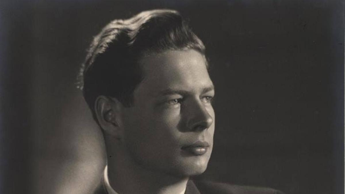 regele mihai a murit ministerul apararii va ramane de a pururi un model de inspiratie demnitate