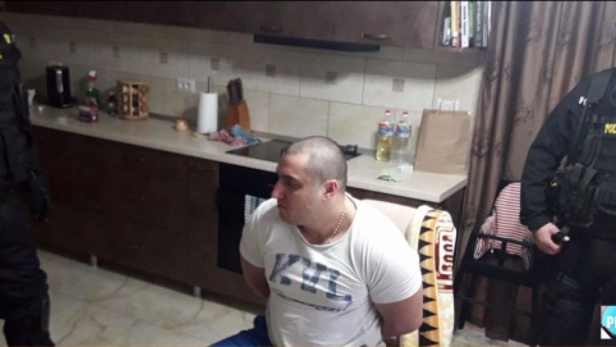 cele mai noi informatii despre politistul taiat cu sabia mascatul da primele semne