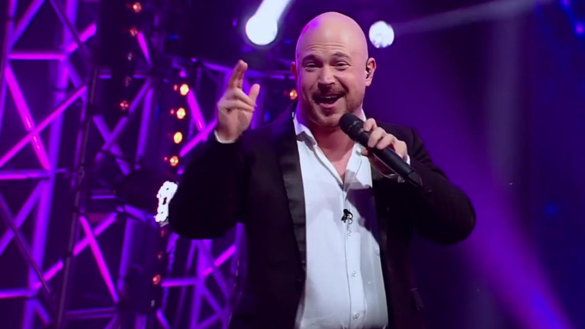 povestea fabuloasa a lui jeremy ragsdale pe cine a lasat in usa americanul care face senzatie la x