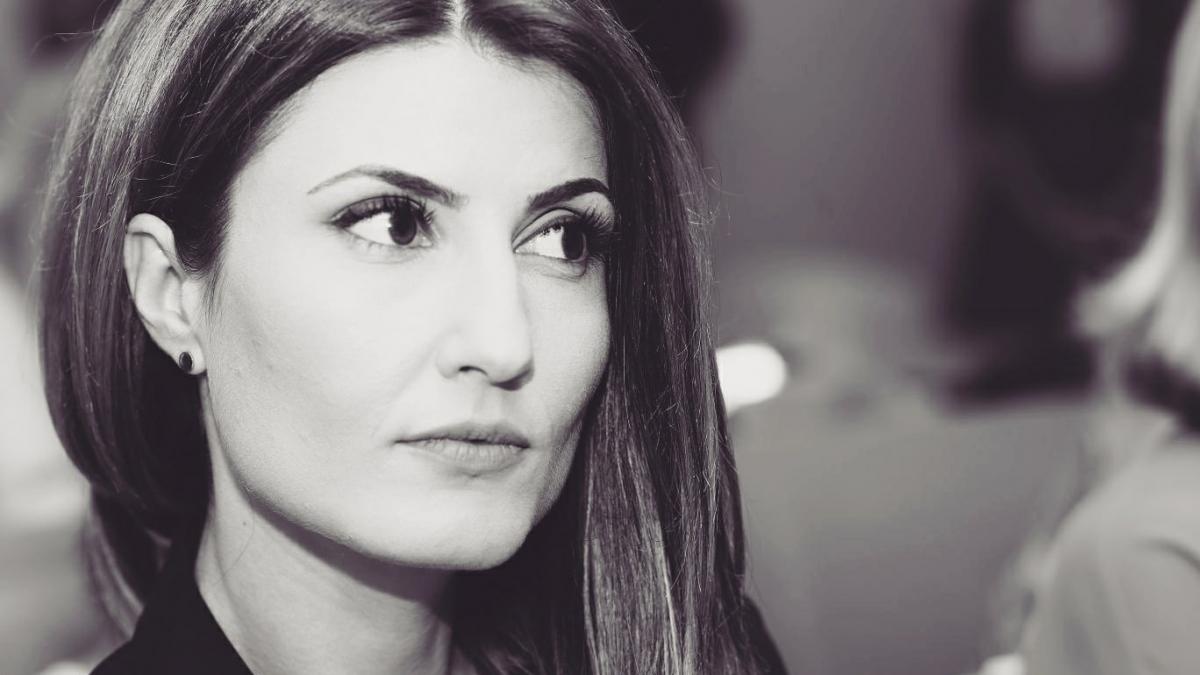 ce a patit o prezentatoare antena 3 in parcare sunteti un marlan