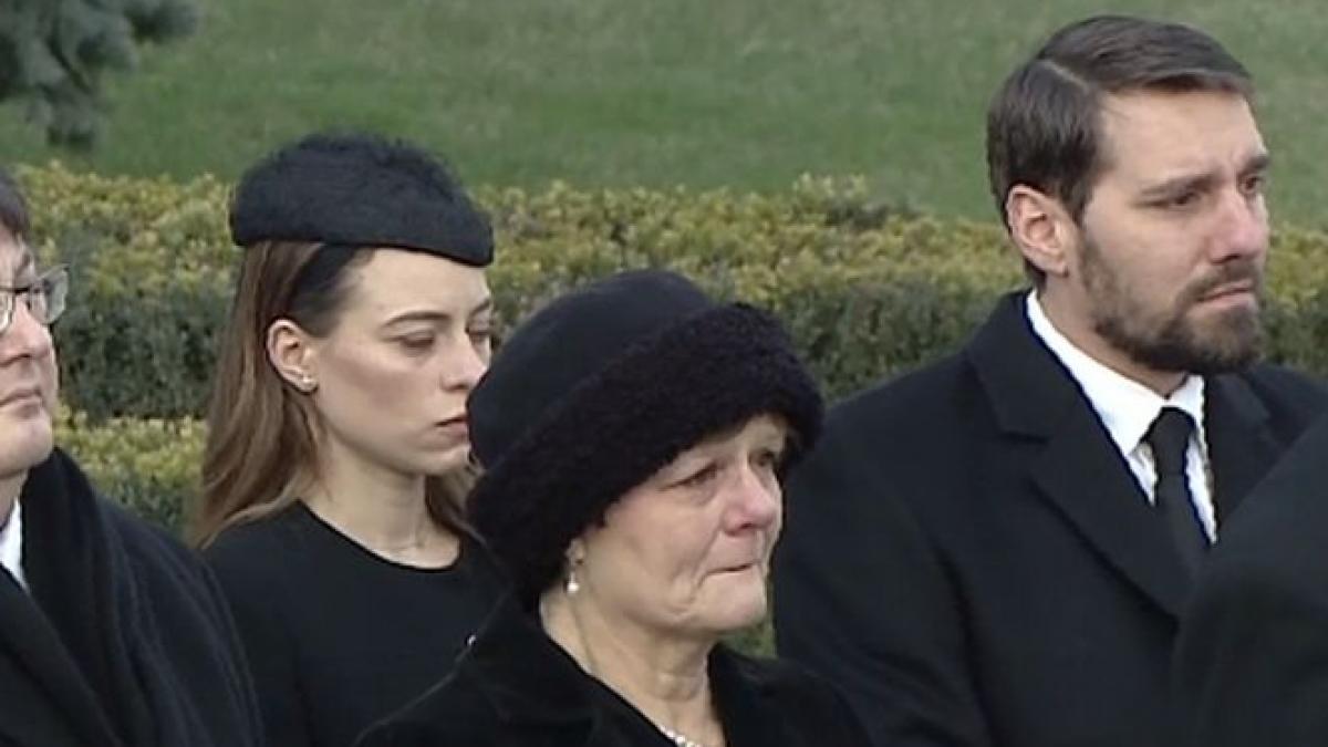 familia regala a romaniei in lacrimi video emotionant